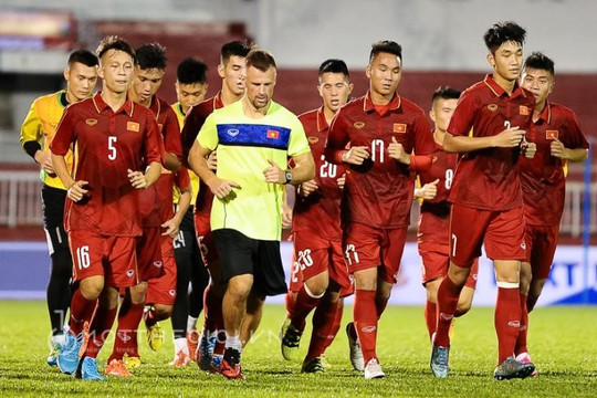 Buổi tập tràn ngập tiếng cười của U.20 Việt Nam trước trận gặp U.20 Argentina