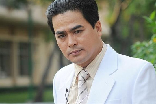 Diễn viên Nguyễn Hoàng hôn mê do suy hô hấp, phải nằm phòng chăm sóc đặc biệt