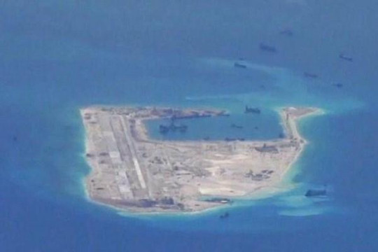 Trung Quốc lắp đặt phi pháp rocket chống đặc công nước tại quần đảo Trường Sa