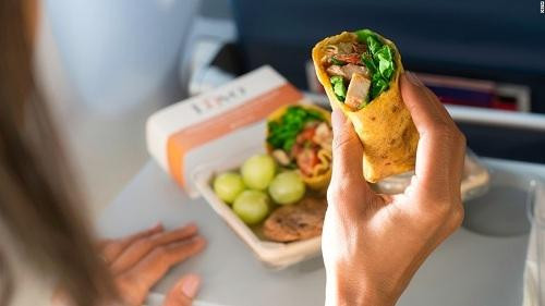 Biết được sự thật này, có thể bạn không dám đụng tới thức ăn trên máy bay