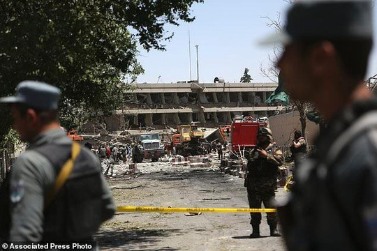 Taliban phủ nhận đánh bom khu ngoại giao ở Kabul