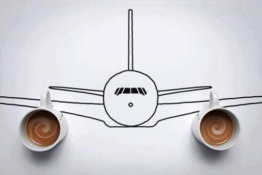 Tiếp viên hàng không tiết lộ: ‘Không nên uống cà phê hoặc trà trên máy bay’