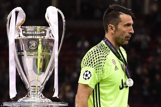 Gianluigi Buffon: 'Chúng tôi thất vọng không nói nên lời'