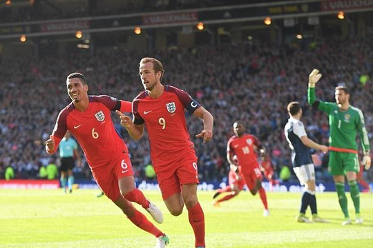 Đức thắng tuyệt đối, Kane cứu nguy tuyển Anh
