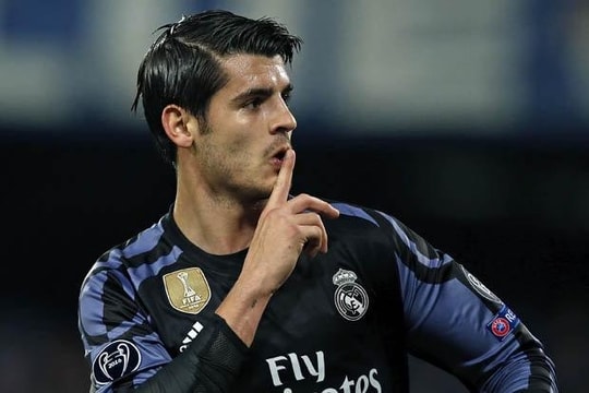 Mặc kệ M.U, Morata vô tư tận hưởng tuần trăng mật