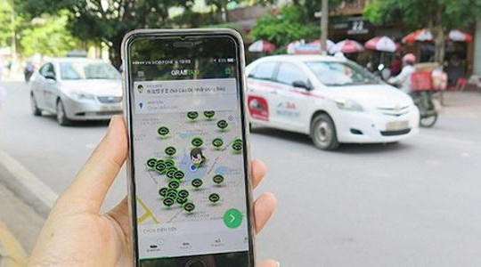 Hà Nội đề xuất cấm taxi công nghệ trên một số tuyến phố