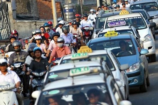 Doanh nghiệp hoang mang về dự thảo quản lý hoạt động taxi của Hà Nội