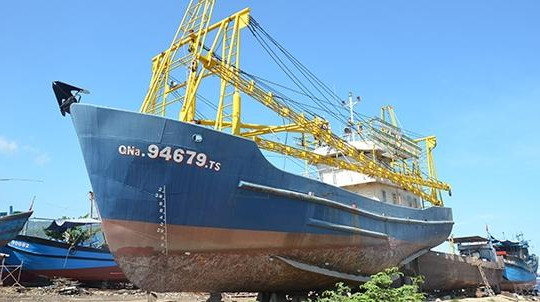 Ngư dân Quảng Nam khởi kiện vì tàu vỏ thép mới đóng đã hỏng máy