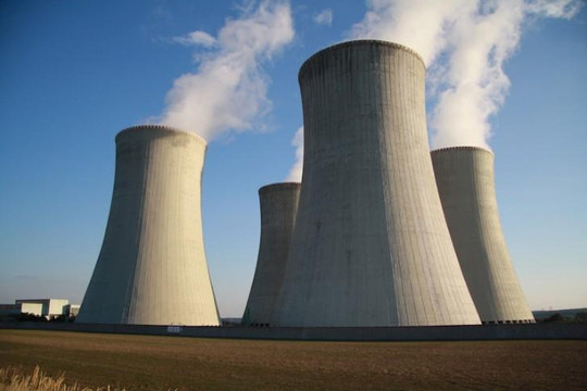 Tin tặc đang cố tấn công nhà máy điện hạt nhân Mỹ