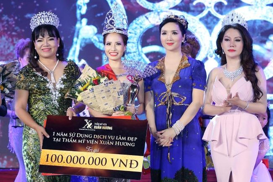 Nguyễn Bảo Ngọc đăng quang 'Hoa khôi duyên dáng doanh nhân Việt 2017'