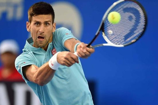 Djokovic 'tốc hành' vào vòng bốn Wimbledon