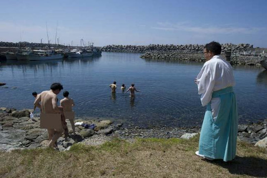 Hòn đảo linh thiêng cấm phụ nữ ở Nhật Bản được công nhận Di sản thế giới