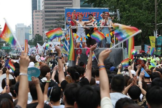 Hàn Quốc: Diễu hành tự hào đồng tính lớn nhất từ trước đến nay