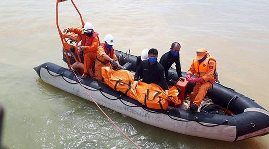 Nóng: Tìm thấy một thi thể thuyền viên tàu VTB 26 chìm ở Nghệ An
