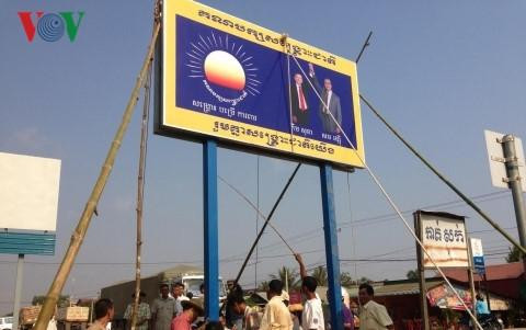 Đảng Cứu Quốc Campuchia dỡ bỏ hình ảnh ông Sam Rainsy