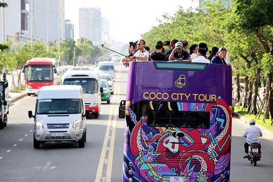 Đà Nẵng: Tạm dừng triển khai xe buýt 2 tầng vận chuyển khách