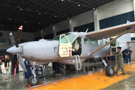 Mỹ tặng ‘máy bay bà già’ mới tinh cho Philippines 