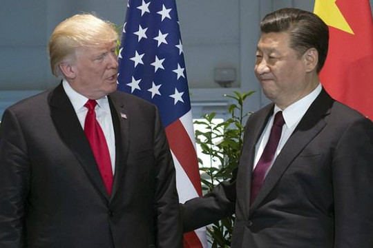 Bực bội với Trung Quốc, Tổng thống Mỹ Donald Trump định dùng bài trừng phạt kinh tế