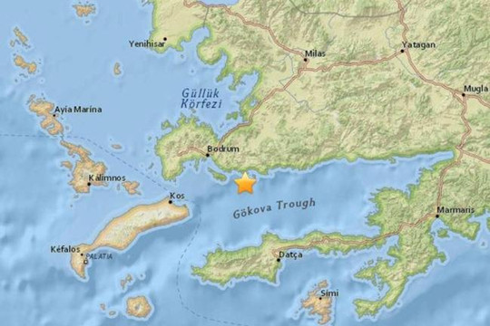 Động đất ở Thổ Nhĩ Kỳ khiến du khách hốt hoảng