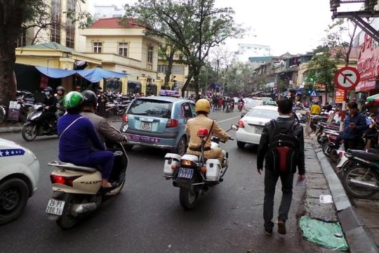 Hà Nội cấm taxi trên một loạt tuyến phố