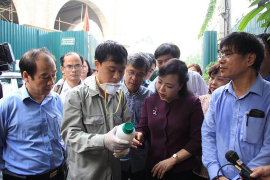Bộ trưởng Bộ Y tế hy vọng trong tuần này Hà Nội sẽ khống chế được dịch sốt xuất huyết