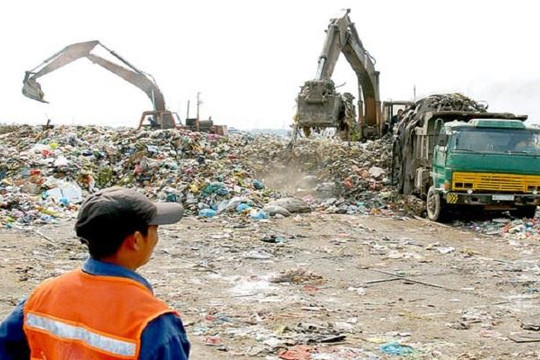 Việt Nam đang lãng phí gần 35.000 tấn rác thải chôn lấp mỗi ngày