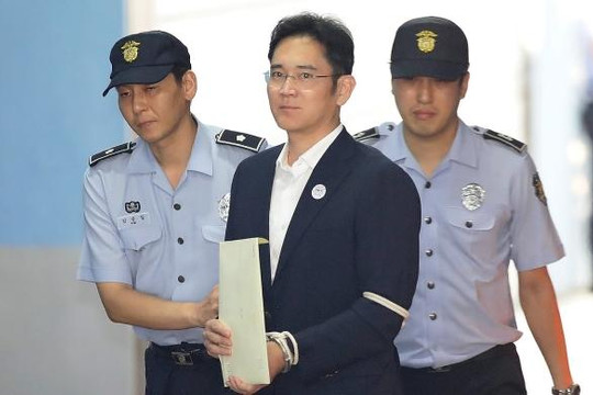 Người thừa kế Samsung phải ‘đếm lịch’ 5 năm tù vì đưa hối lộ