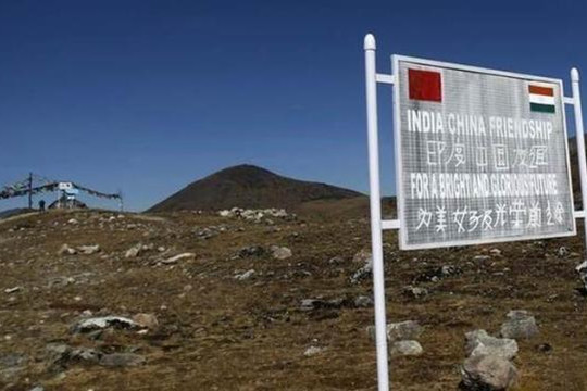 Ấn Độ - Trung Quốc cùng rút quân xóa điểm tranh chấp biên giới
