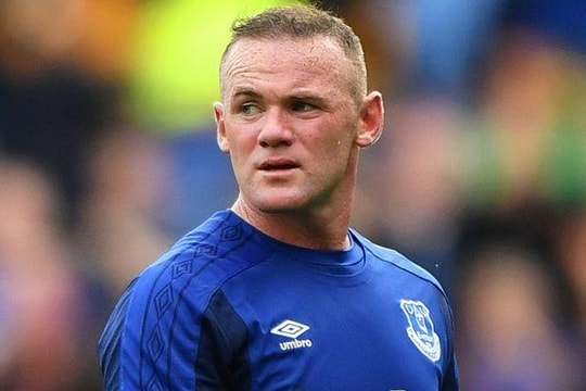 Rooney về Everton: Tuần trăng mật ngắn ngủi