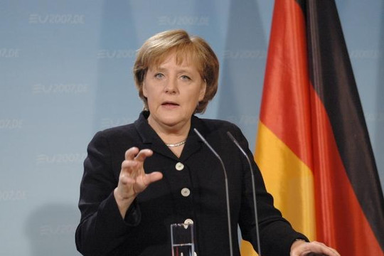 Thủ tướng Đức Angela Merkel muốn dỡ bỏ lệnh trừng phạt Nga