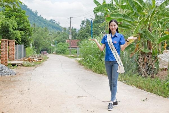 Á hậu Hà Thu mang chiến dịch Mùa hè xanh đến với Hoa hậu Trái đất 2017