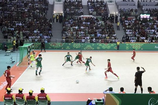 Thắng đẹp chủ nhà Turkmenistan, tuyển Việt Nam đoạt vé vào tứ kết futsal AIMAG