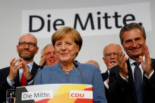 Bà Merkel tái đắc cử, tìm cách thay đối tác, vô hiệu hóa phe cực hữu