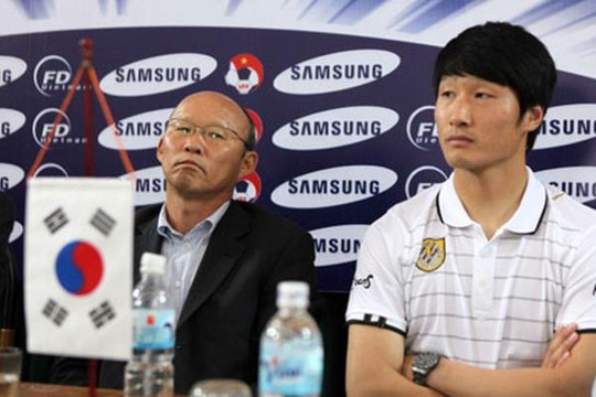 Cựu HLV tuyển Hàn Quốc từng giành hạng 4 thế giới dẫn dắt đội tuyển Việt Nam