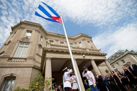 Sau vụ 'tấn công siêu thanh', Mỹ trục xuất 2/3 số nhân viên sứ quán Cuba