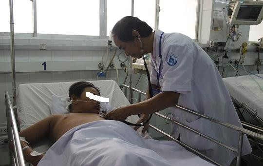 TP.HCM: Bé trai 11 tuổi nguy kịch do mắc sốt xuất huyết Dengue