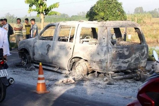 Nghi án cướp tiền, phóng hỏa đốt xe ở Hậu Giang: Giám đốc trong xe đã tử nạn