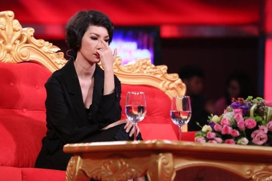 4 sao nữ trong showbiz Việt từng yêu người đồng tính