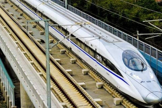 Trung Quốc đơn phương dừng dự án đường sắt ở Ấn Độ 
