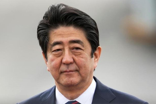 Xoa dịu Trung Quốc, Thủ tướng Shinzo Abe gửi lễ vật tới đền Yasukuni 
