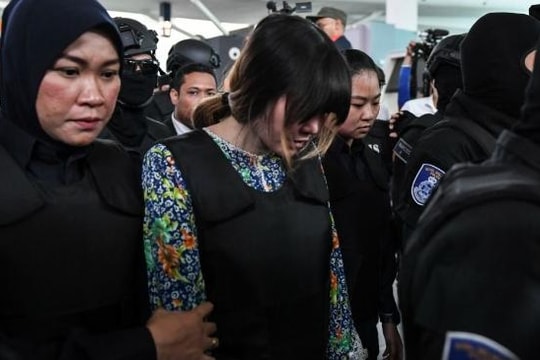 Đoàn Thị Hương tham gia dựng lại hiện trường vụ giết  Kim Jong-nam