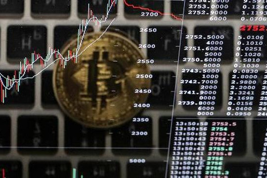 ‘FPT nên cẩn trọng khi thu học phí bằng Bitcoin’