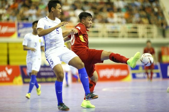 HLV Miguel Rodrigo tiết lộ lý do thất bại của tuyển Việt Nam 
