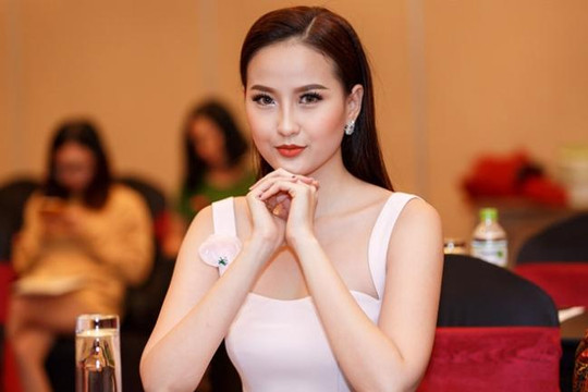 Hoa khôi Khánh Ngân lọt vào top 5 bình chọn tại Hoa hậu Hoàn cầu 2017
