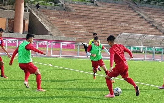 U.19 Việt Nam trở lại sân tập, quyết giành 3 điểm trước Đài Bắc Trung Hoa