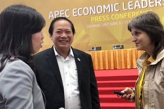 Bộ trưởng Trương Minh Tuấn thăm Trung tâm Báo chí quốc tế APEC