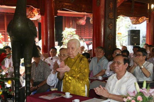 Chuyện chiếc tràng kỷ ở nhà cụ bà Trịnh Văn Bô (tiếp)