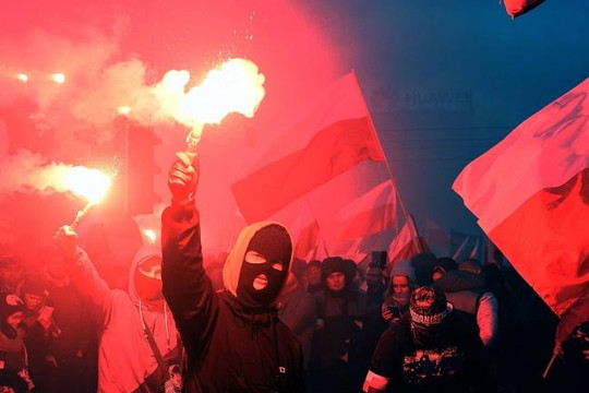 Cực hữu tuần hành ‘làm loạn’ ở Ba Lan 