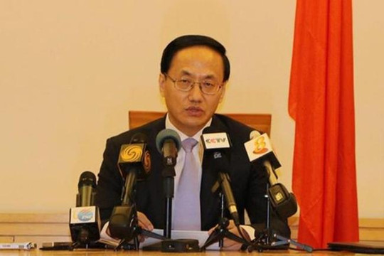 Trung Quốc cử đặc sứ sang Zimbabwe