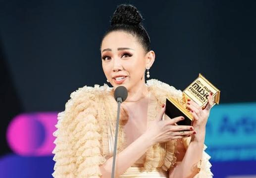 Không phải Tóc Tiên hay Sơn Tùng M-TP, giải Best Asian Artist của MAMA vẫn còn là một ẩn số 